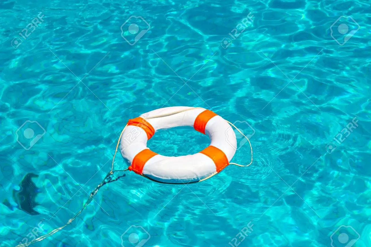 life-buoy-in-swimming
